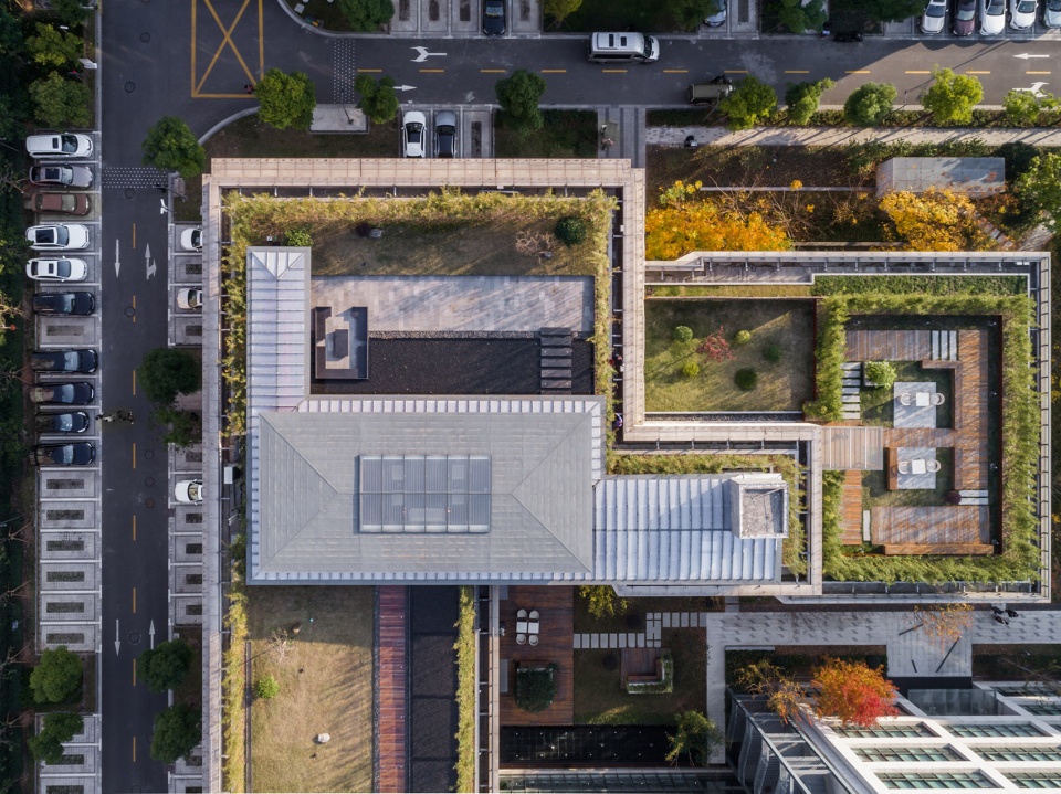 three rooms in a roof garden china by atelier z