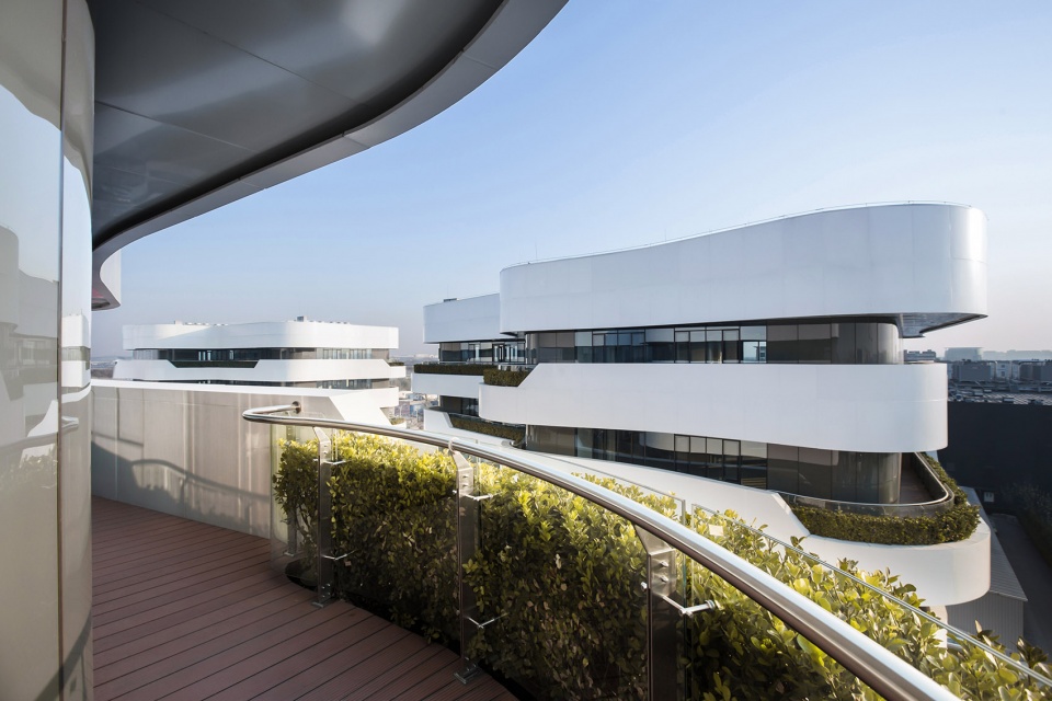 tian yun affordable office in beijing china by praxis darchitecture
