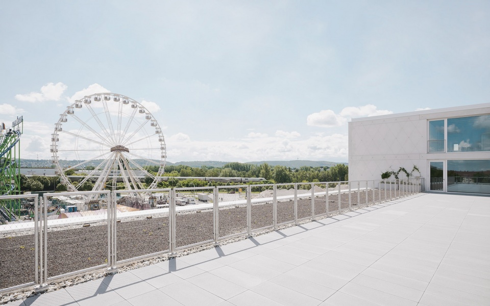 fux festigungs und expansionszentrum by birk heilmeyer und frenzel architekten