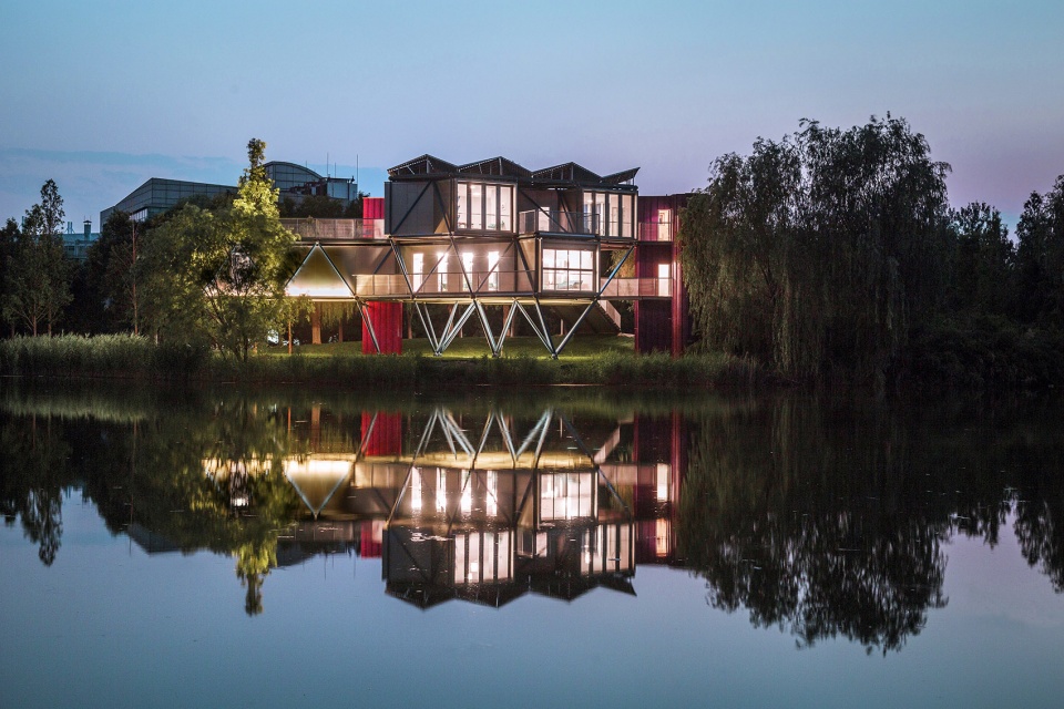lakeside plugin tower china by pao