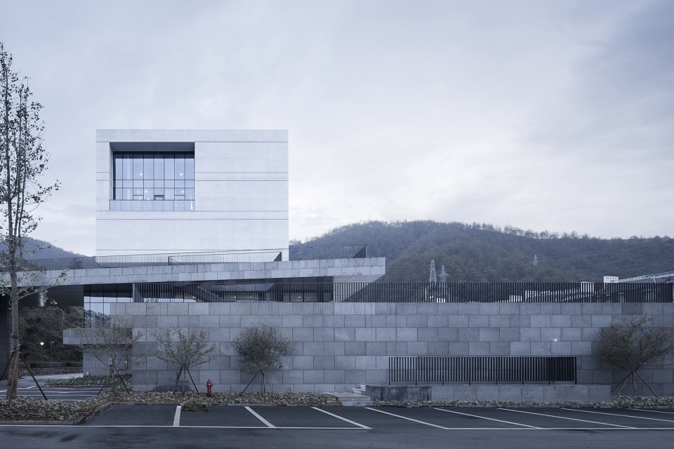 kaihua county 1101 project and urban archives in zhejiang china by the architectural design research institute of zhejiang university co ltd