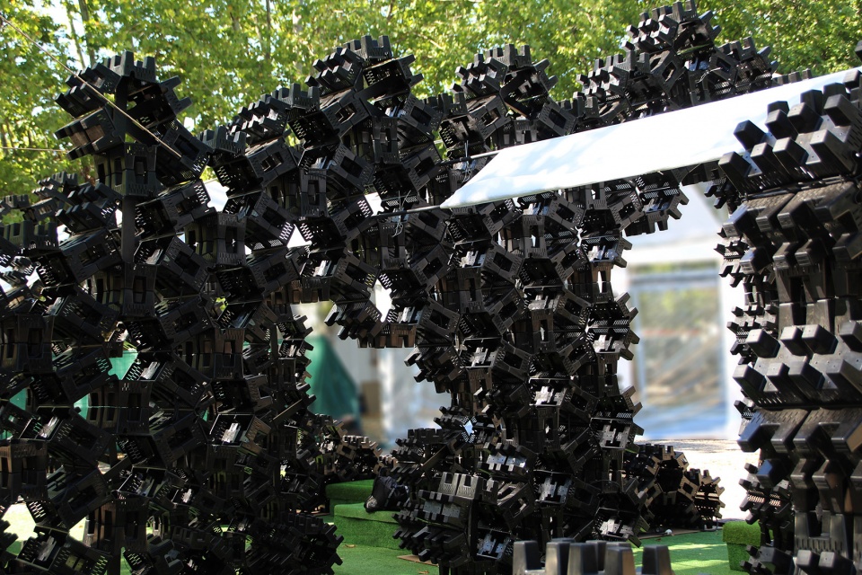 the urban espora project by matcoam
