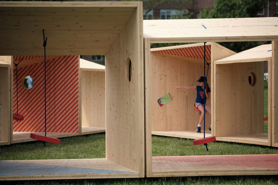 salvage swings by somewhere studio