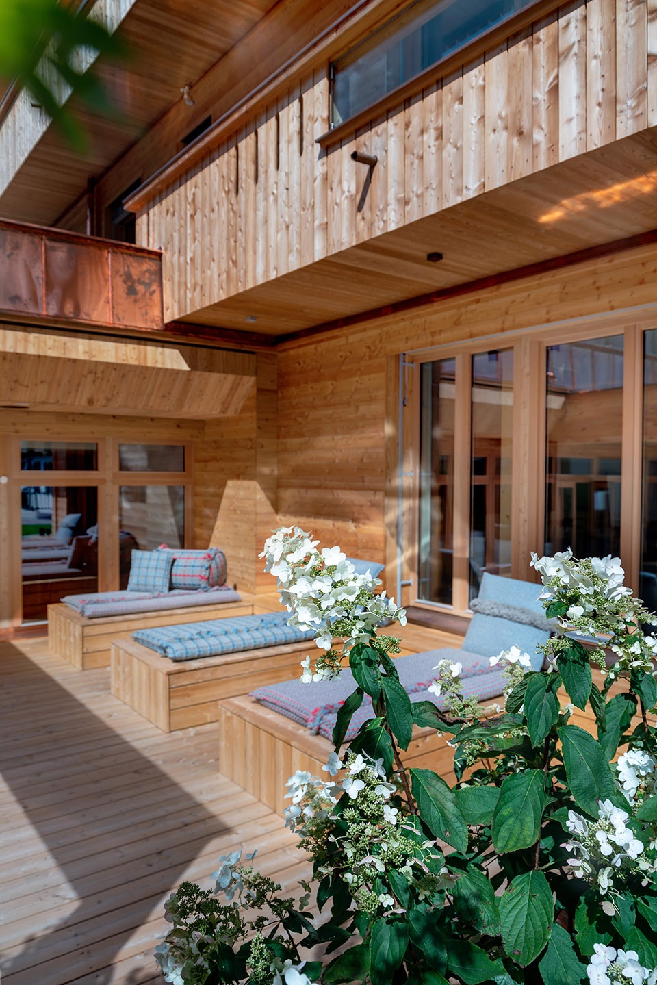how to turn a hotel into a home by patricia urquiola grzywinskipons