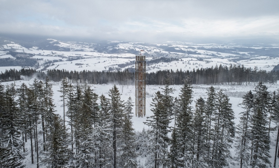 lookout tower at kralicak by hut architektury martin rajnis s r o 960x579