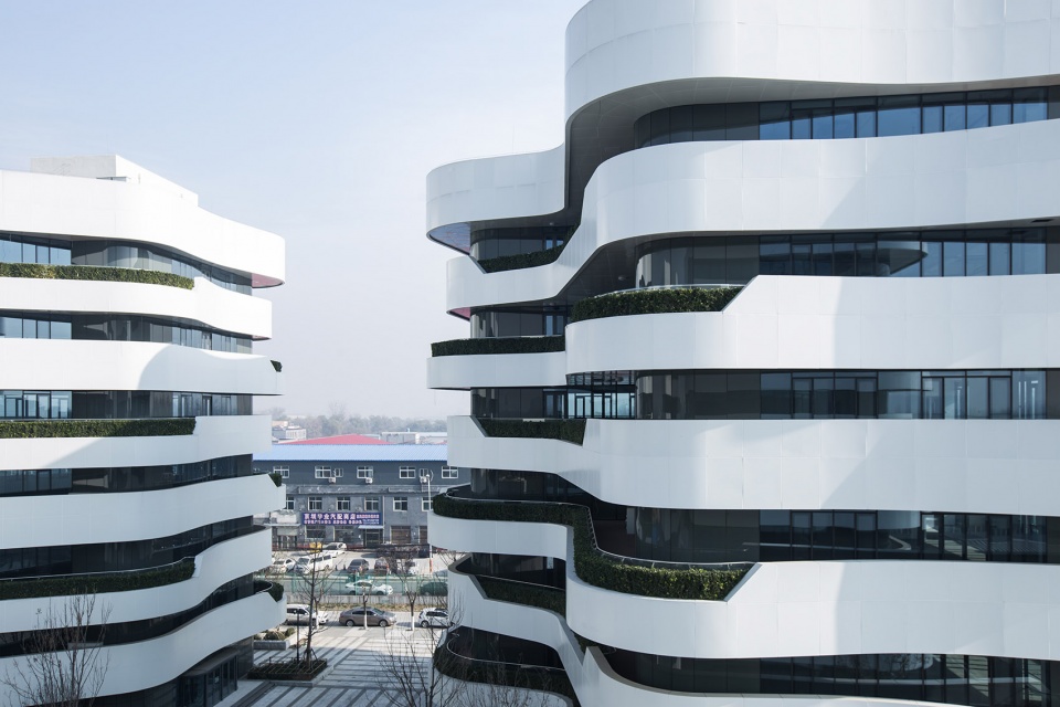 tian yun affordable office in beijing china by praxis darchitecture