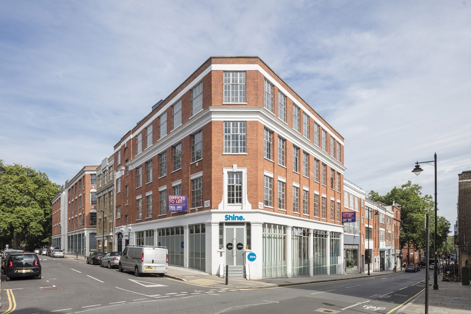 hardwick street by hut architects