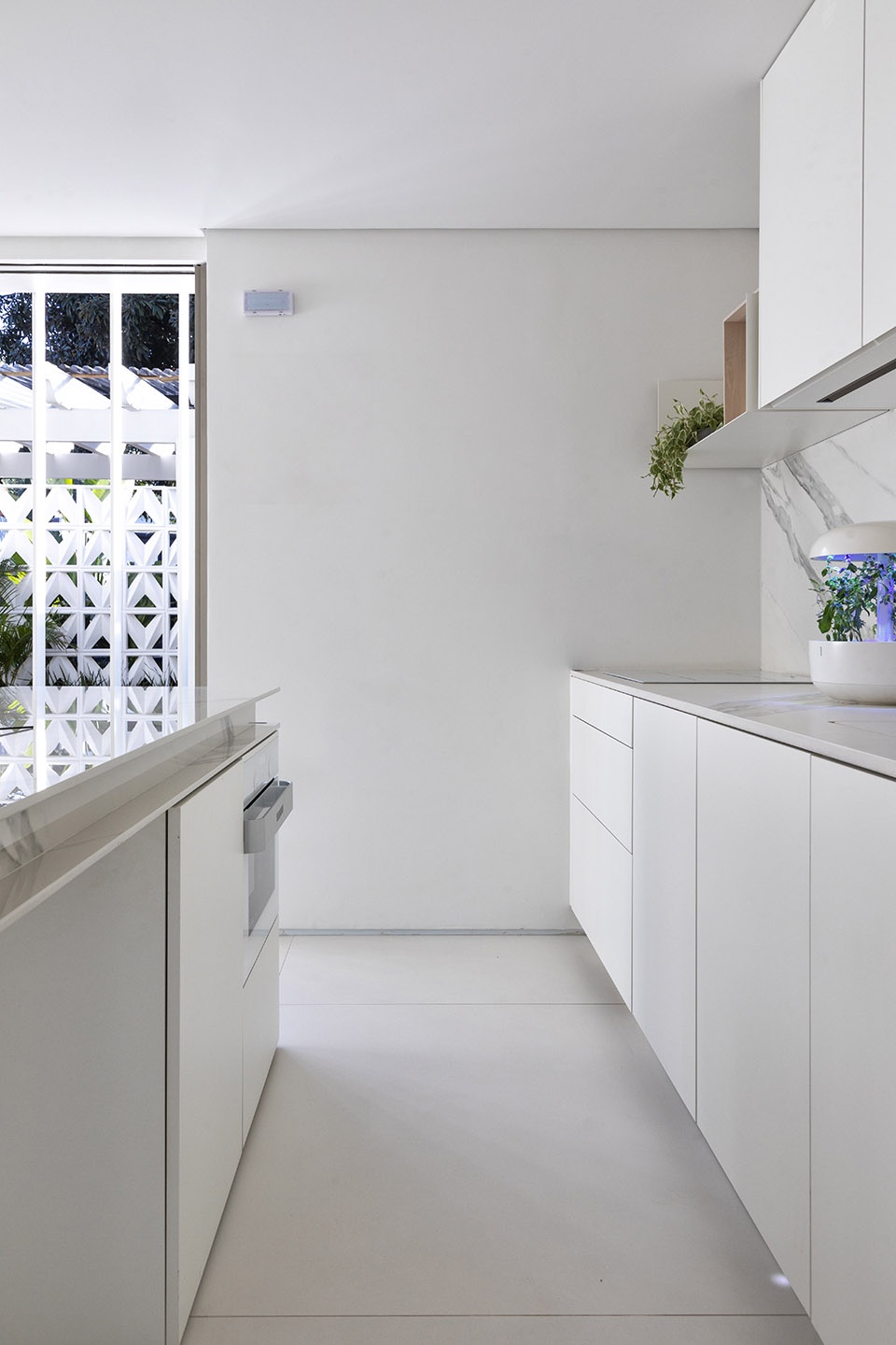 casa conteiner by marilia pellegrini arquitetura