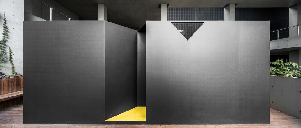 city of two china by wutopia lab