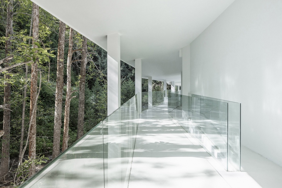 annso hill china by studio qi