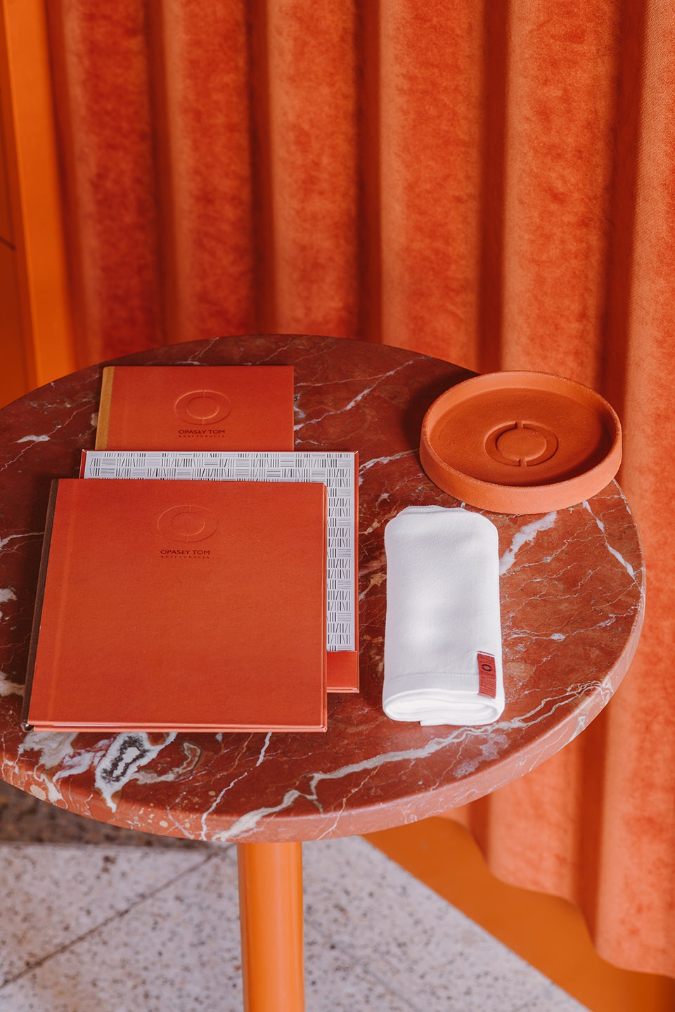 opasly tom restaurant by buck studio