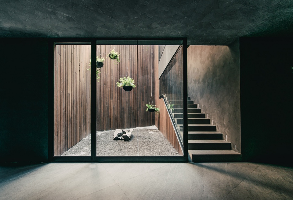 retail and warehouse for grupo arca by esrawe studio
