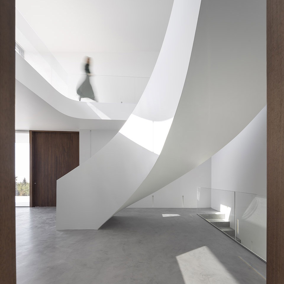 casa belas clube de campo by bica arquitectos