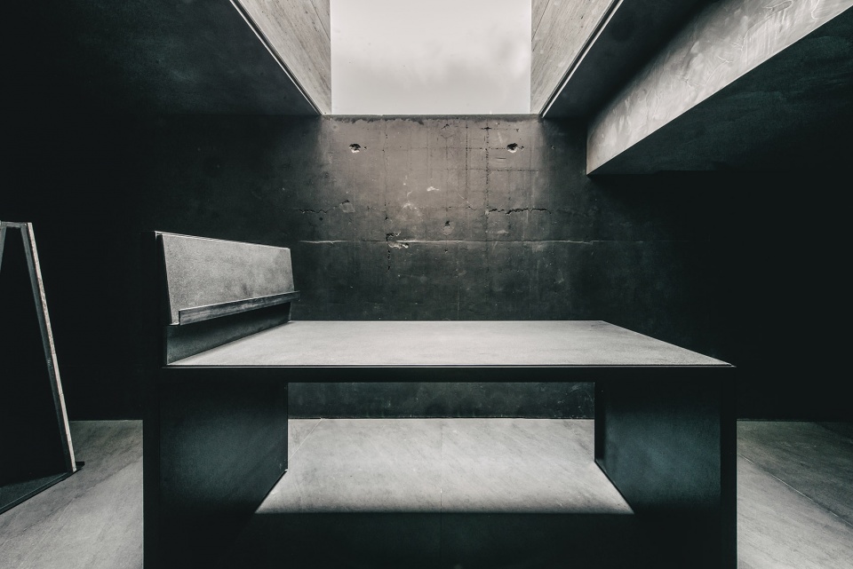 retail and warehouse for grupo arca by esrawe studio