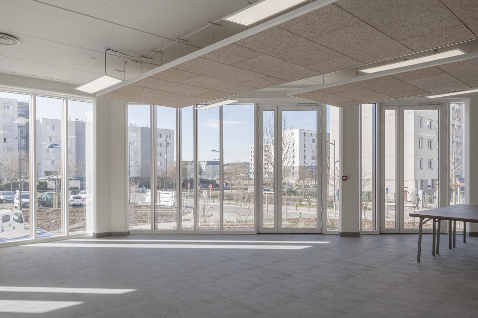 albert schweitzer community centre by mao architectes