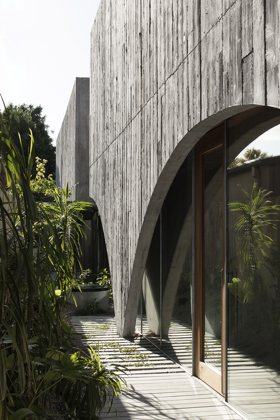 hawthorn house by edition office