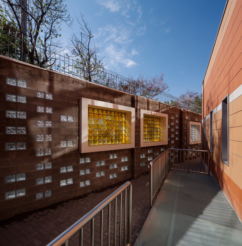 sunlight into the glass renovation of the administrative office building of huijia international school in beijing china by why co
