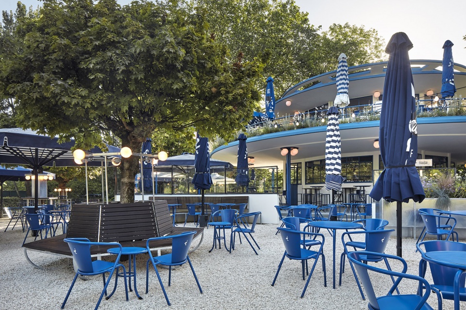 blauwe theehuis by studio modijefsky
