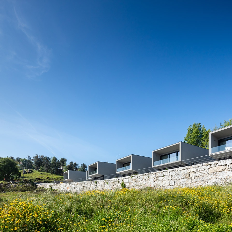 box xl houses by grupo zegnea