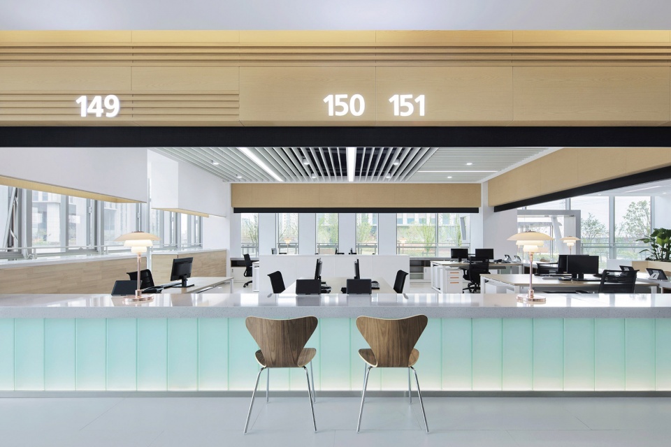 kunshan government affairs service centre china by sdtd