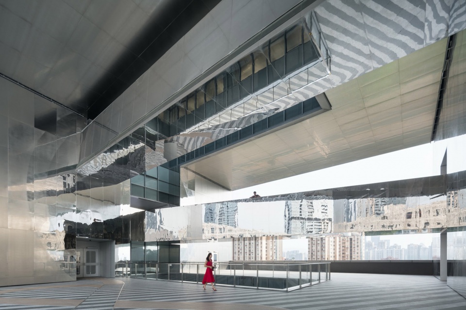 shum yip upperhills loft in shenzhen china by urbanus