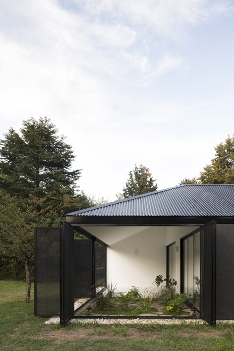 casa quinta san miguel by mogs
