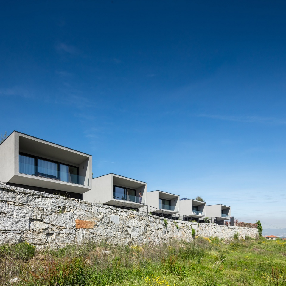 box xl houses by grupo zegnea