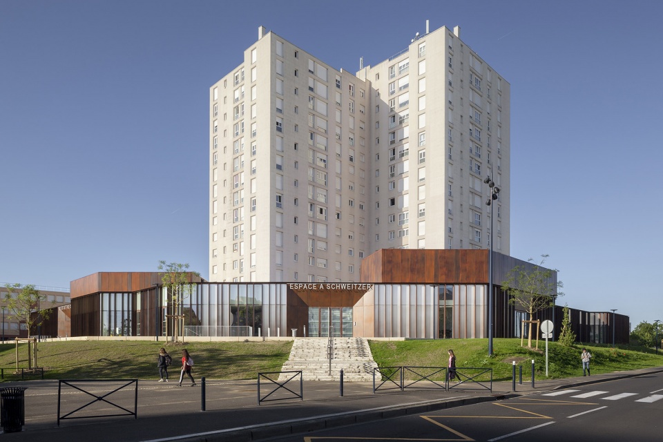 albert schweitzer community centre by mao architectes