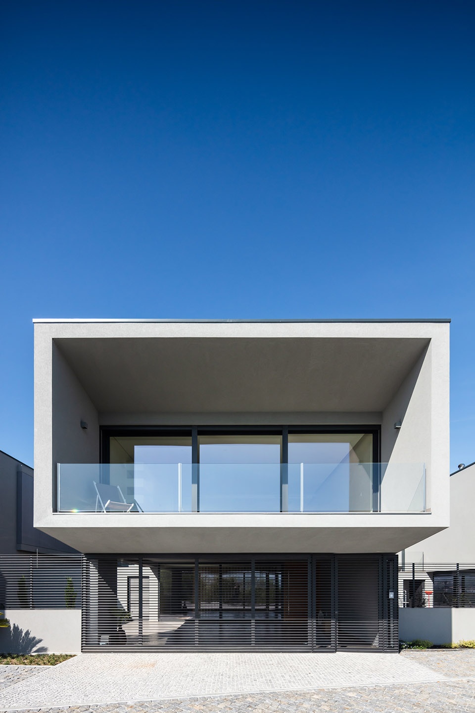 box xl houses by grupo zegnea