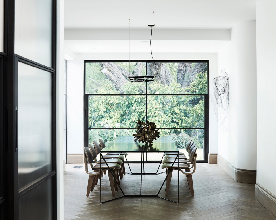 peppertree villa by luigi rosselli architects