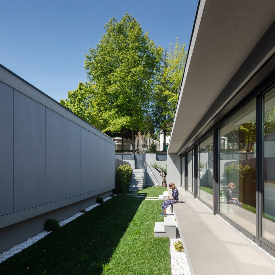 box xl houses by grupo zegnea