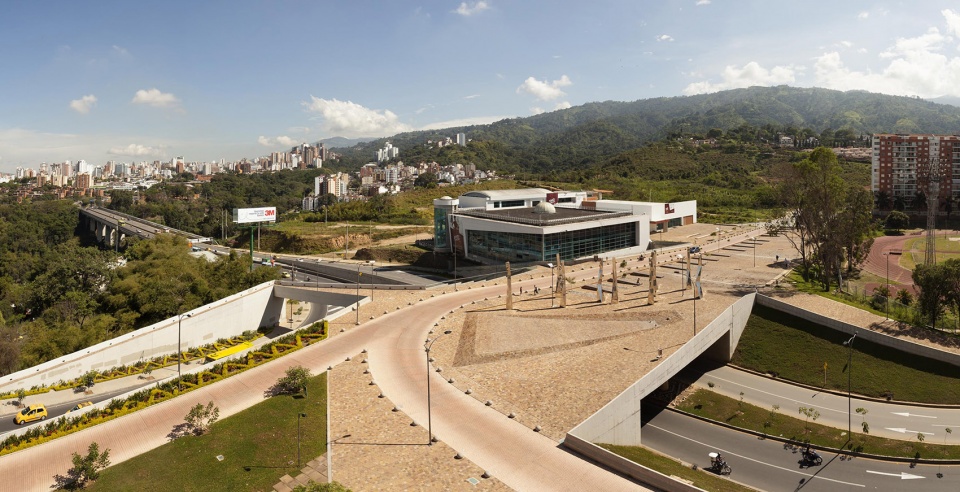 neomundo exchange road by taller de arquitectura de bogota