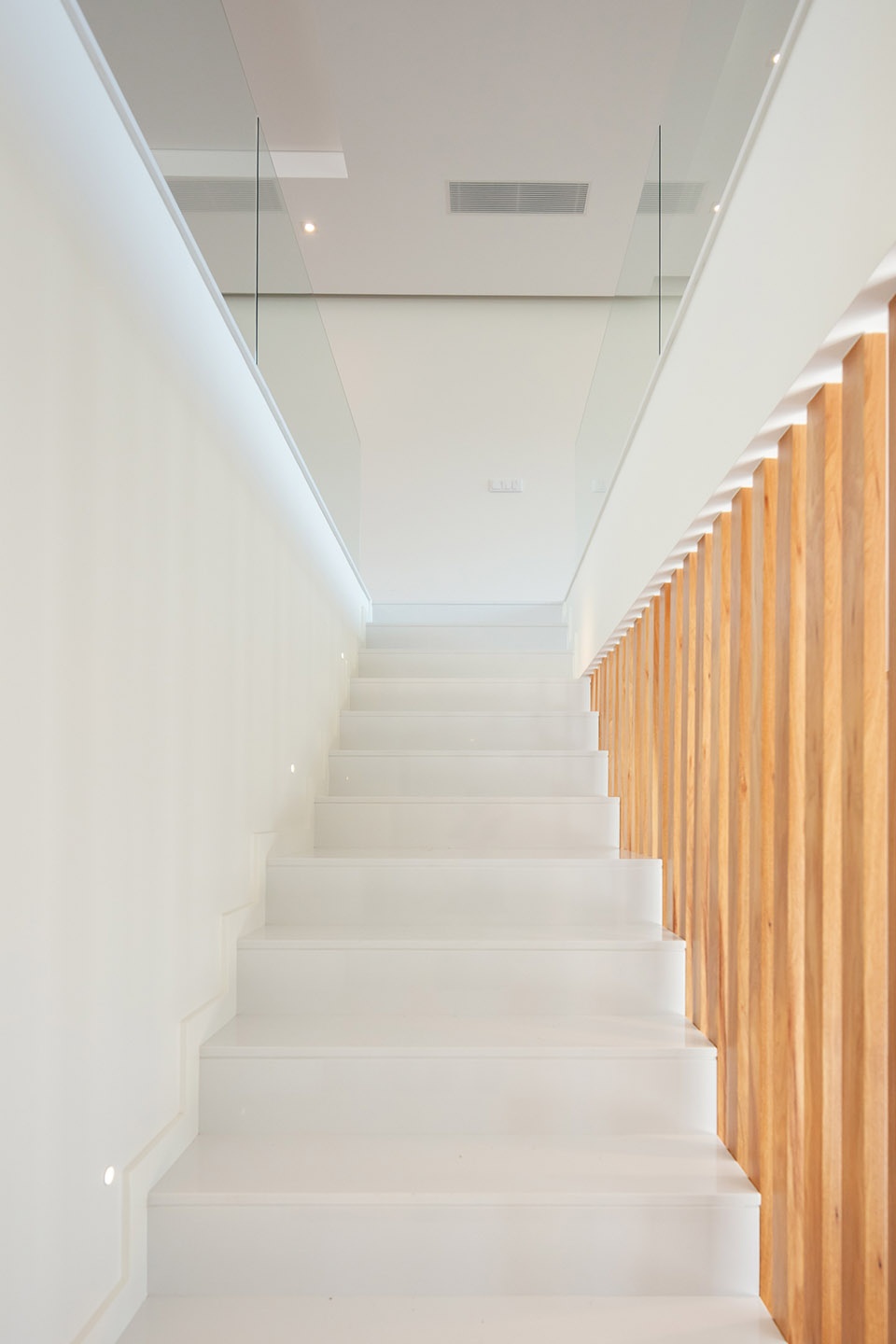 box xl houses by grupo zegnea