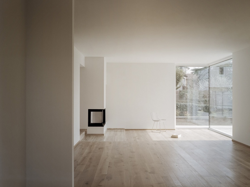 the house of the archeologist by lca architetti