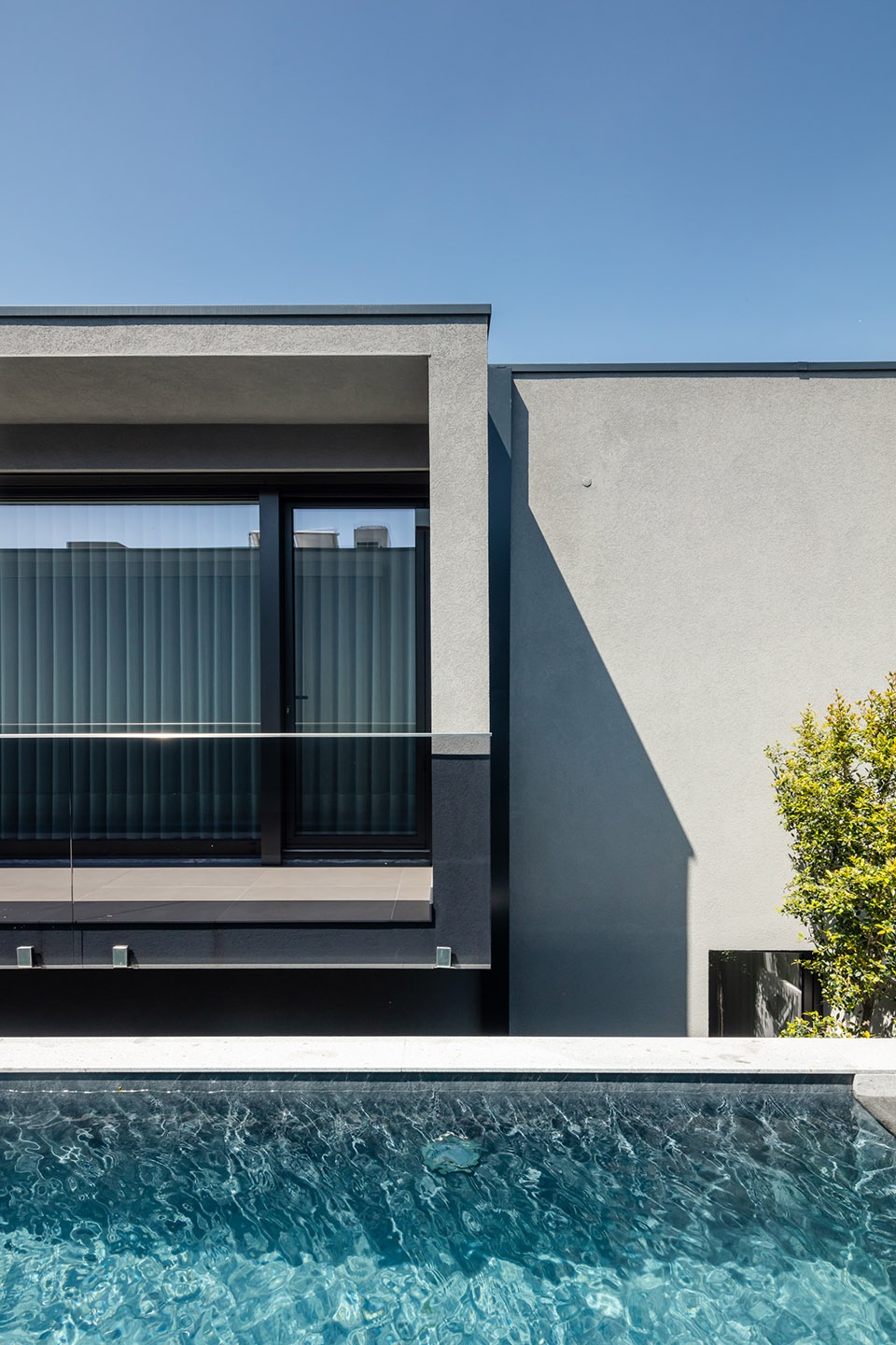 box xl houses by grupo zegnea