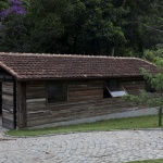 Correas住宅，巴西 / Rodrigo Simão Arquitetura