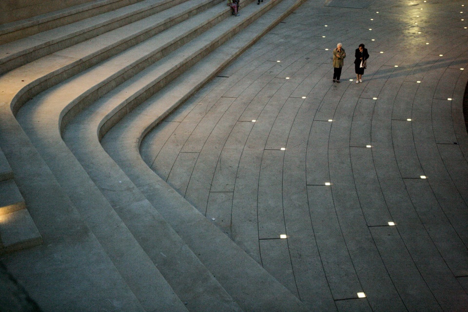 THE APSE SQUARE by arquitecturia