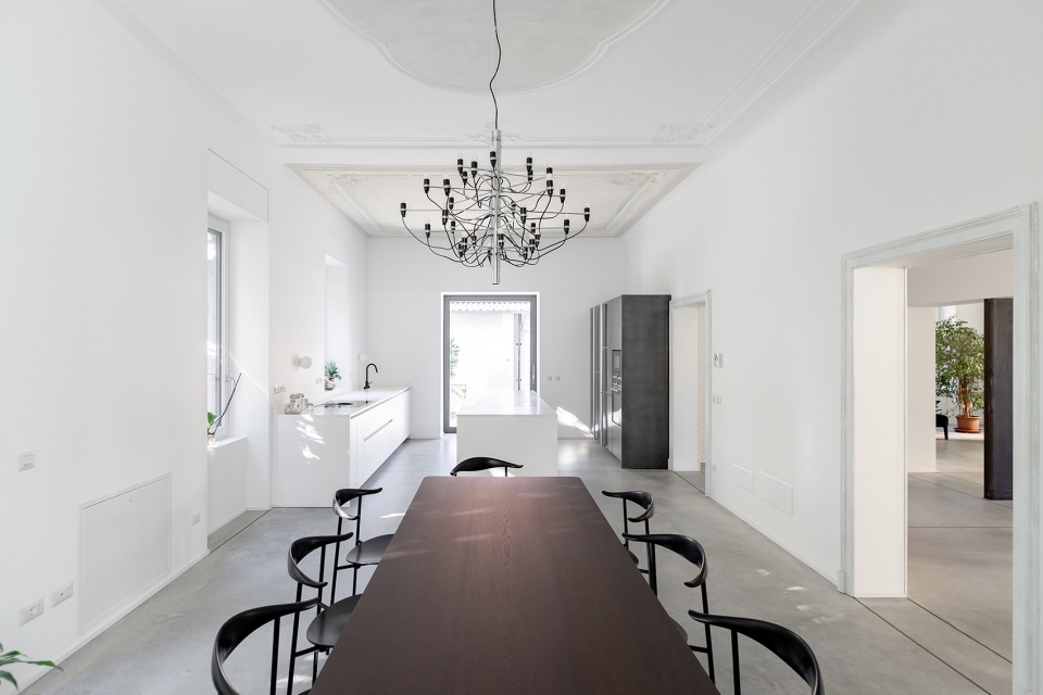 cm house by oasi architects