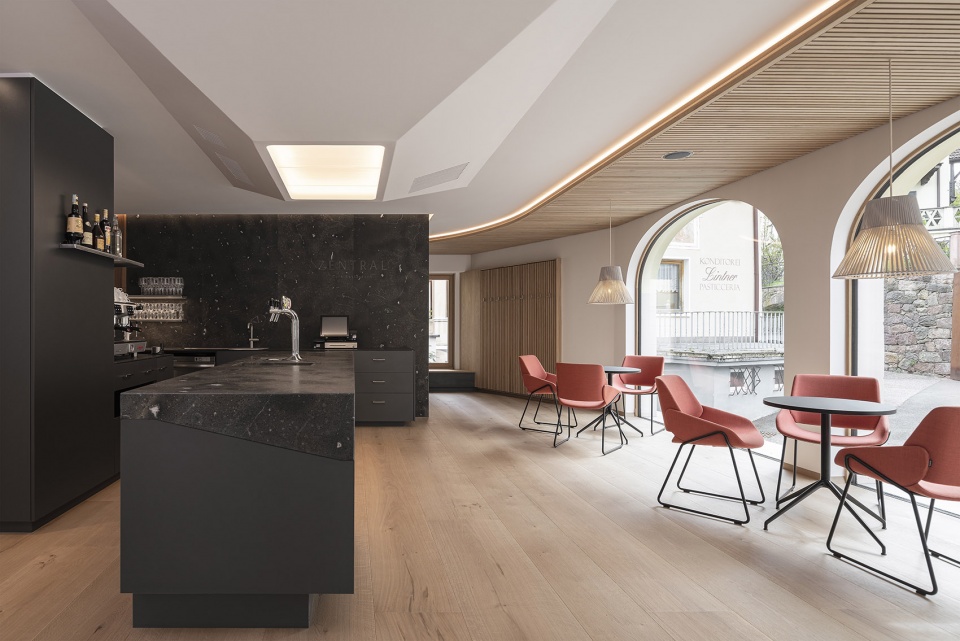 zentral cafe restaurant by messner architects