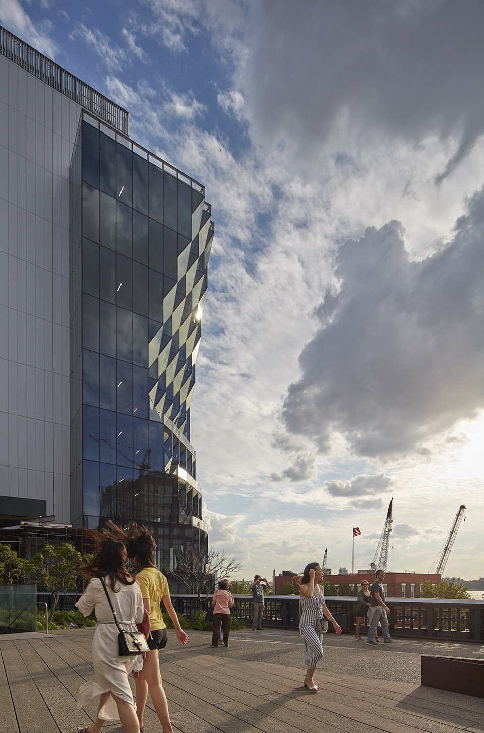 40 tenth avenue by studio gang