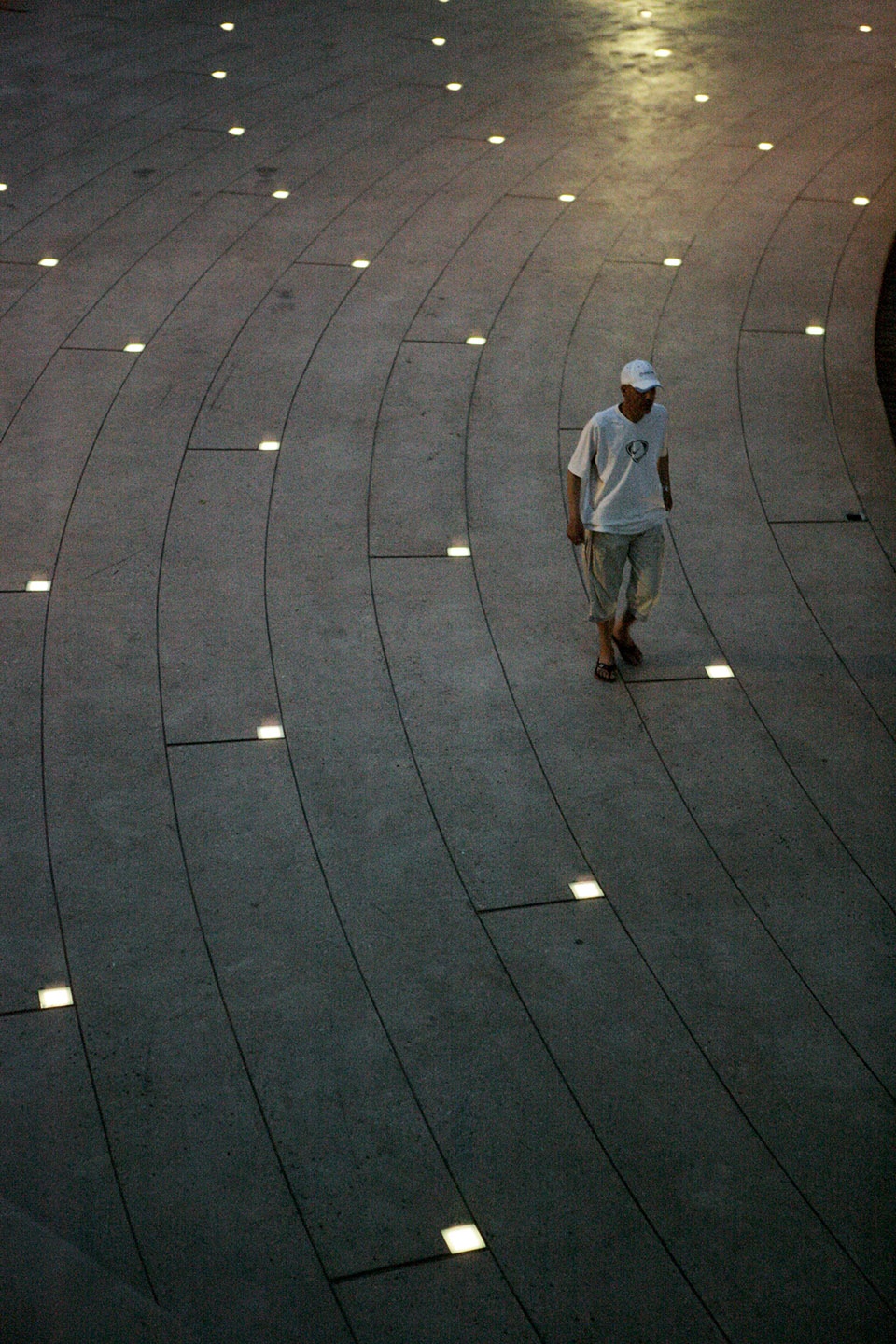 THE APSE SQUARE by arquitecturia
