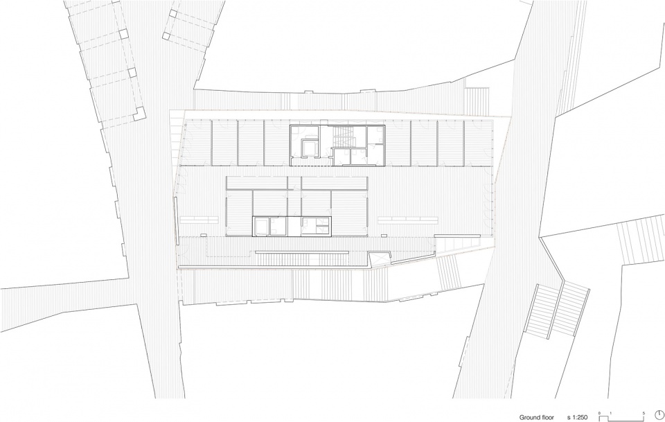 LAW COURT IN BALAGUER by arquitecturia