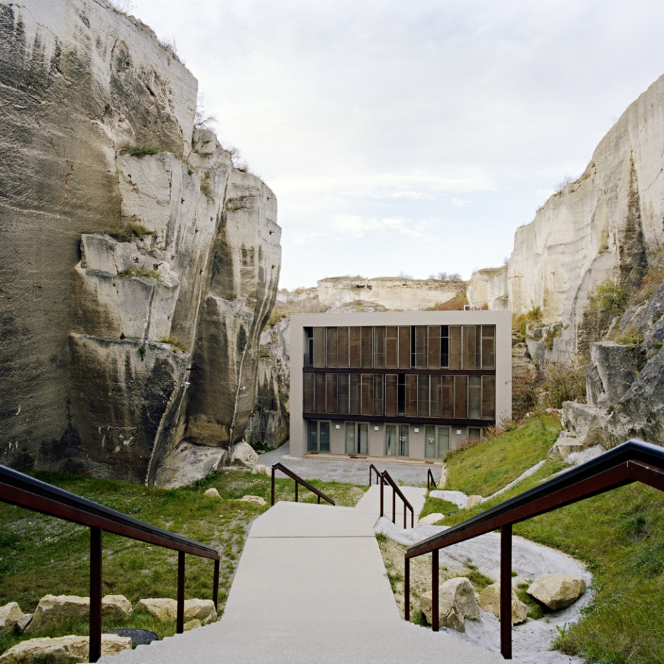 redesign of the roman quarry by alleswirdgut