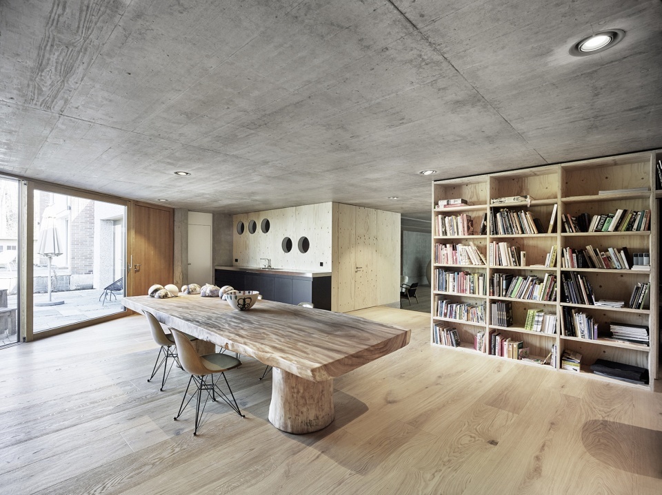 extension house grieder swarovski by afgh architects