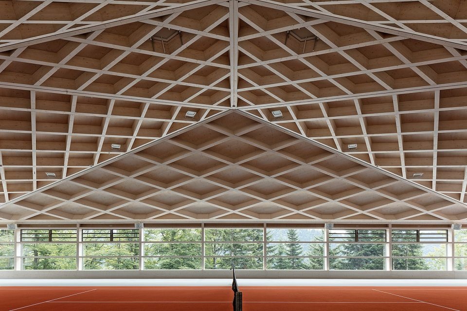 Tennis Event Hall by RÜSSLI ARCHITEKTEN AG 960x639