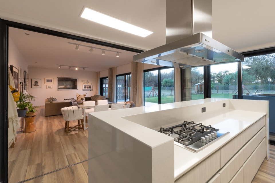 CASA LLV by FLV Arquitectura