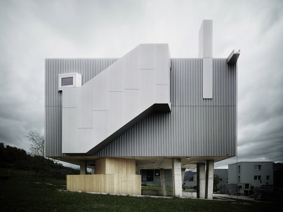 single family house by AFGH Aarchitects