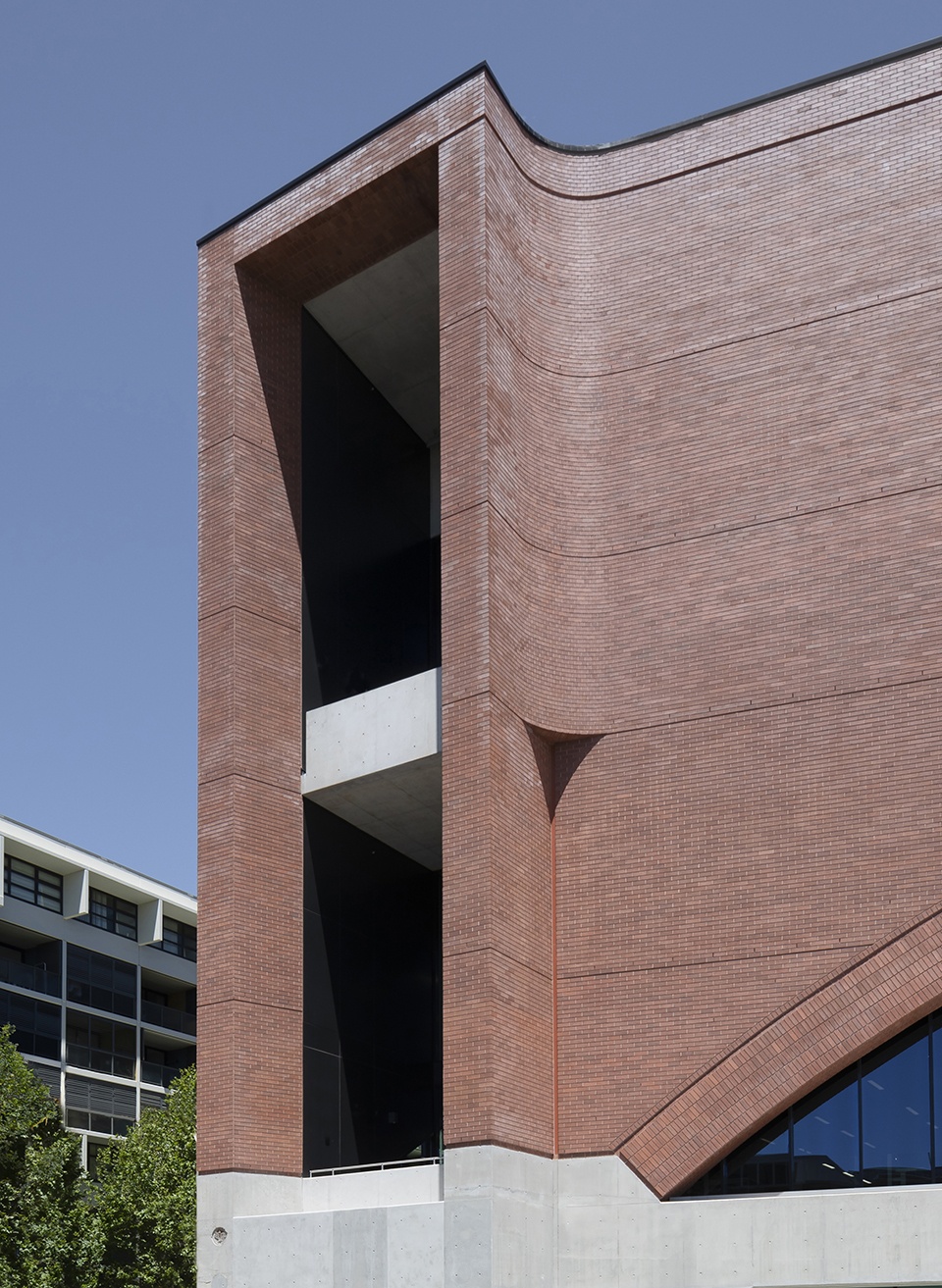 rail operations centre by jacobs smart design studio