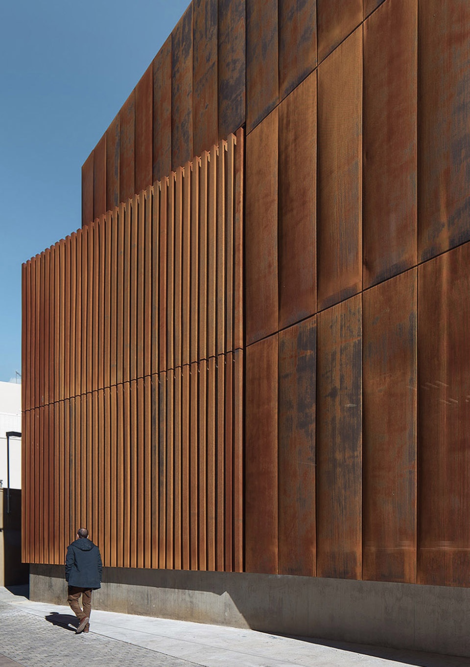 LAW COURT IN BALAGUER by arquitecturia 1