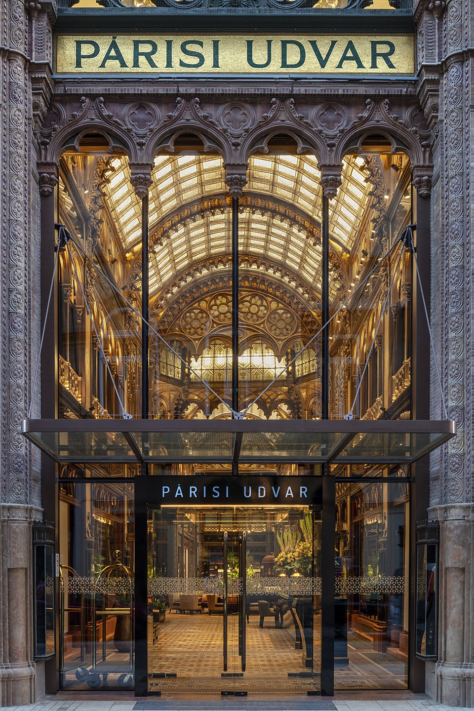 Paris Court Renovation by KROKIARCHIKON